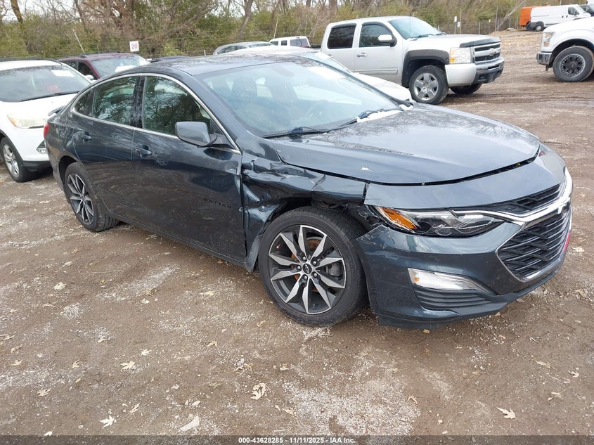 CHEVROLET MALIBU FWD RS