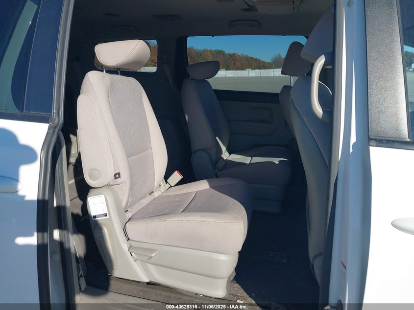 2016 KIA SEDONA LX KNDMB5C18G6188321