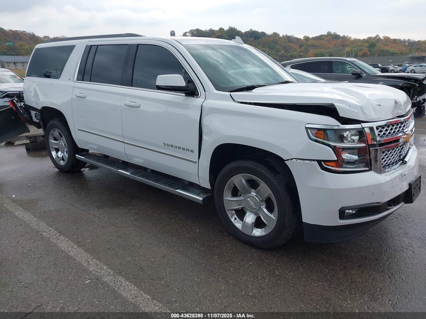 CHEVROLET SUBURBAN LT