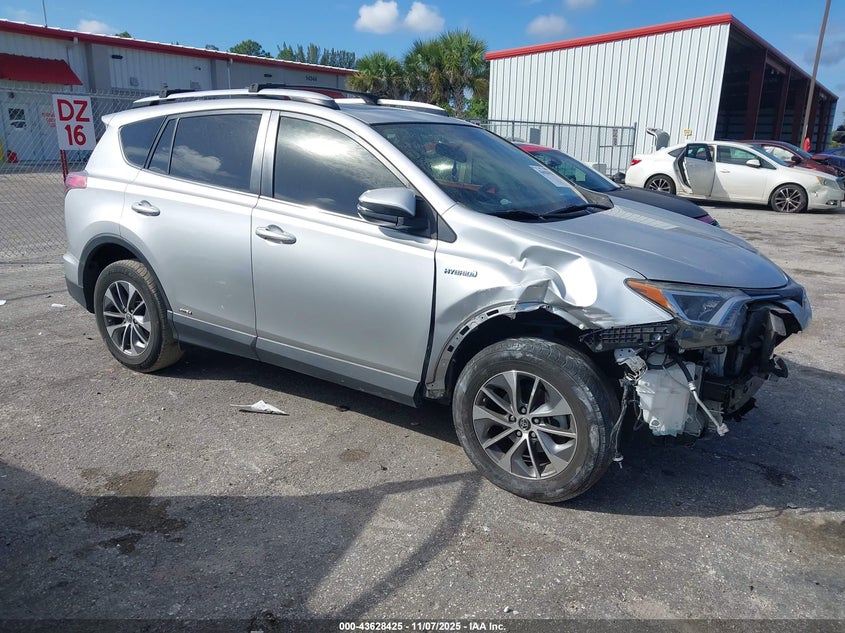 TOYOTA RAV4 HYBRID XLE