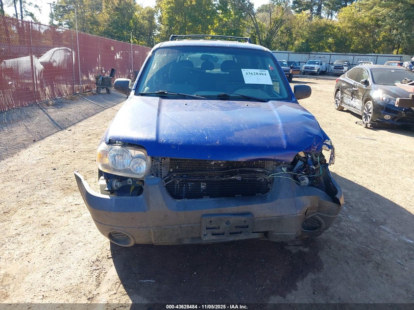 2005 Ford Escape Xls VIN: 1FMYU02Z85KD28650 Lot: 43628484