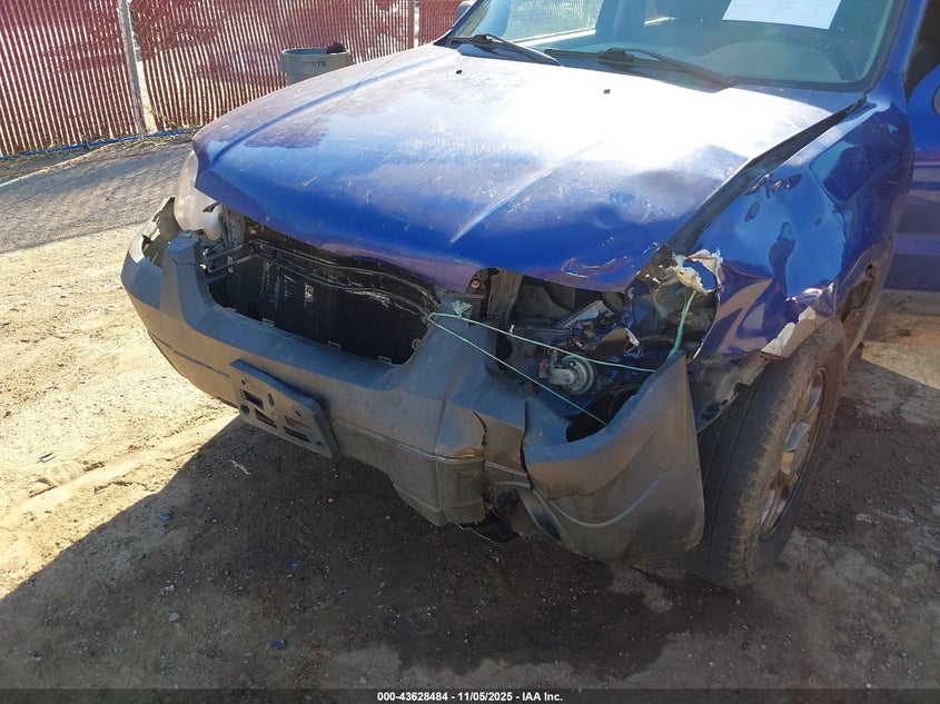 2005 Ford Escape Xls VIN: 1FMYU02Z85KD28650 Lot: 43628484