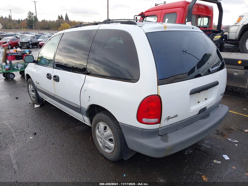 2P4GP45G7WR557456 1998 PLYMOUTH VOYAGER photo no. 3