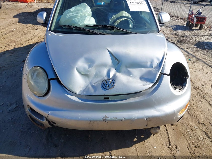 2000 Volkswagen New Beetle Gls 1.8L Turbo VIN: 3VWCD21C3YM449569 Lot: 43628554