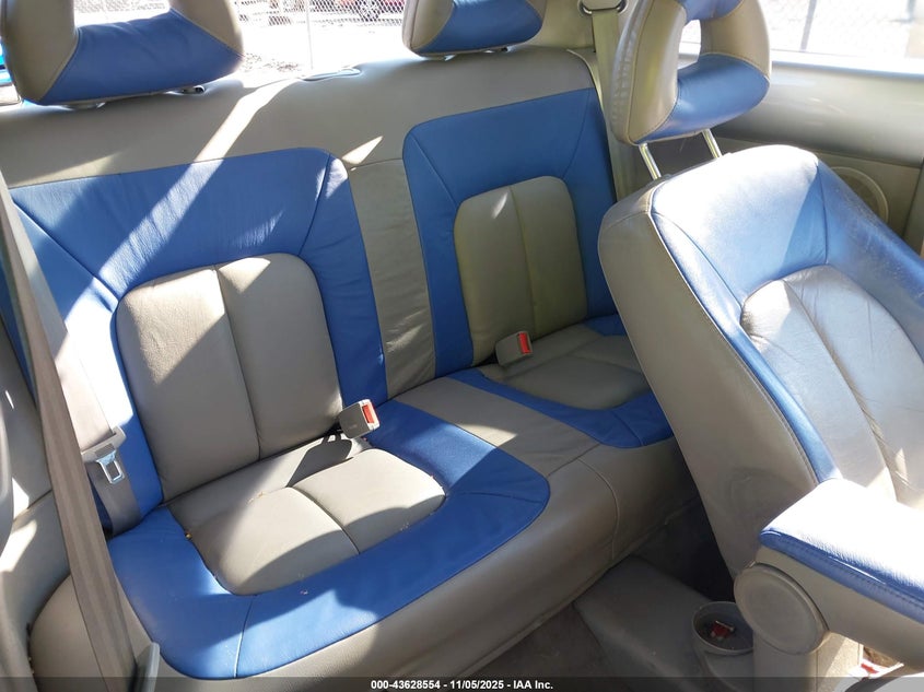 2000 Volkswagen New Beetle Gls 1.8L Turbo VIN: 3VWCD21C3YM449569 Lot: 43628554