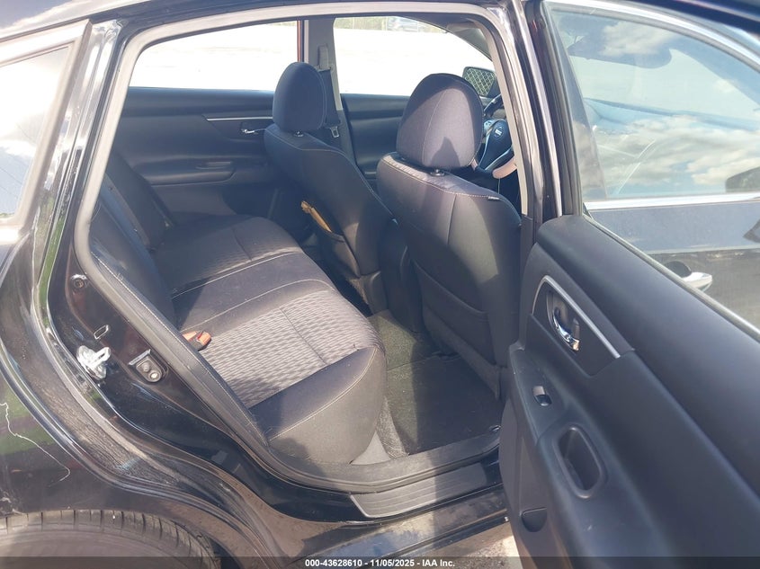 1N4AL3AP4HC252830 2017 NISSAN ALTIMA photo no. 8