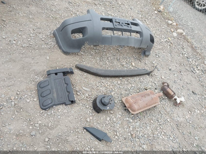 2003 Ford Escape Xlt VIN: 1FMYU93113KB12813 Lot: 43628613