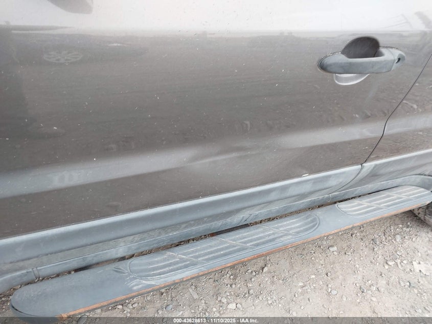 2003 Ford Escape Xlt VIN: 1FMYU93113KB12813 Lot: 43628613