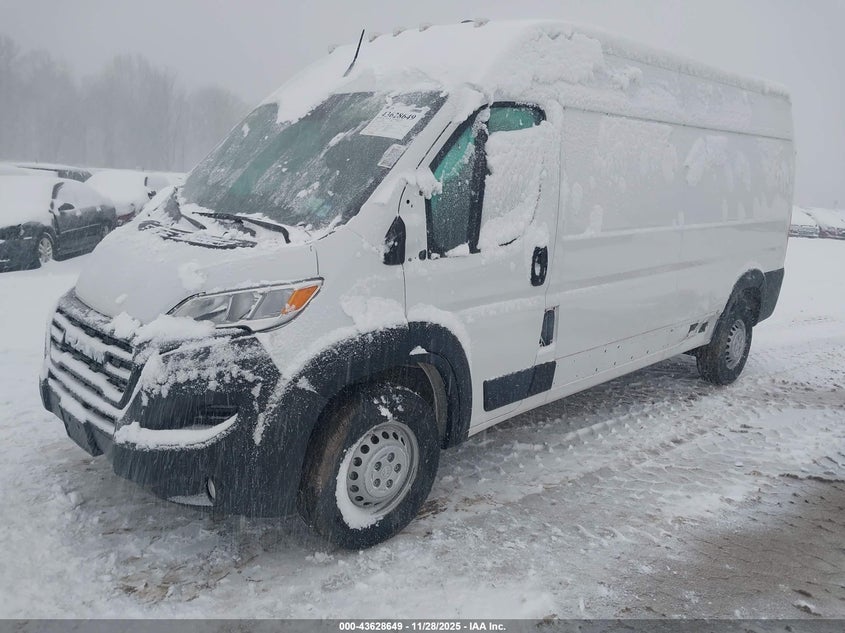 Vin: 3c6lrvdg8se513893, lot: 44123779, ram promaster 2500 tradesman high roof 159 wb w/pass seat 20252