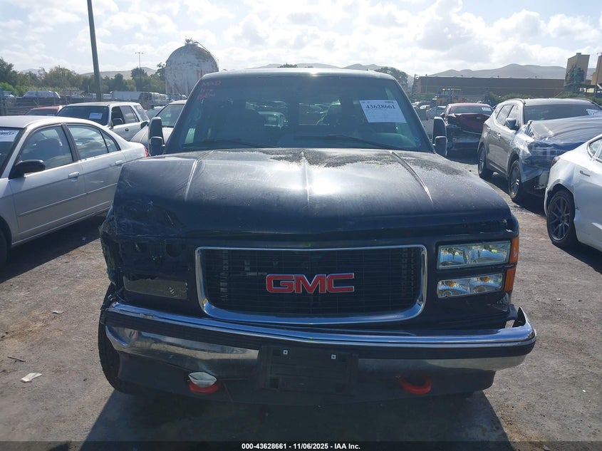 1996 GMC Yukon VIN: 1GKEK13R8TJ749874 Lot: 43628661