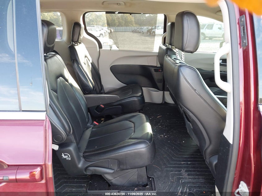 2020 Chrysler Voyager Lxi VIN: 2C4RC1DG8LR148354 Lot: 43628700