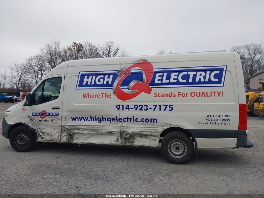 2022 Mercedes-Benz Sprinter 2500 High Roof I4 Diesel VIN: W1Y4DCHY1NT092304 Lot: 43628706