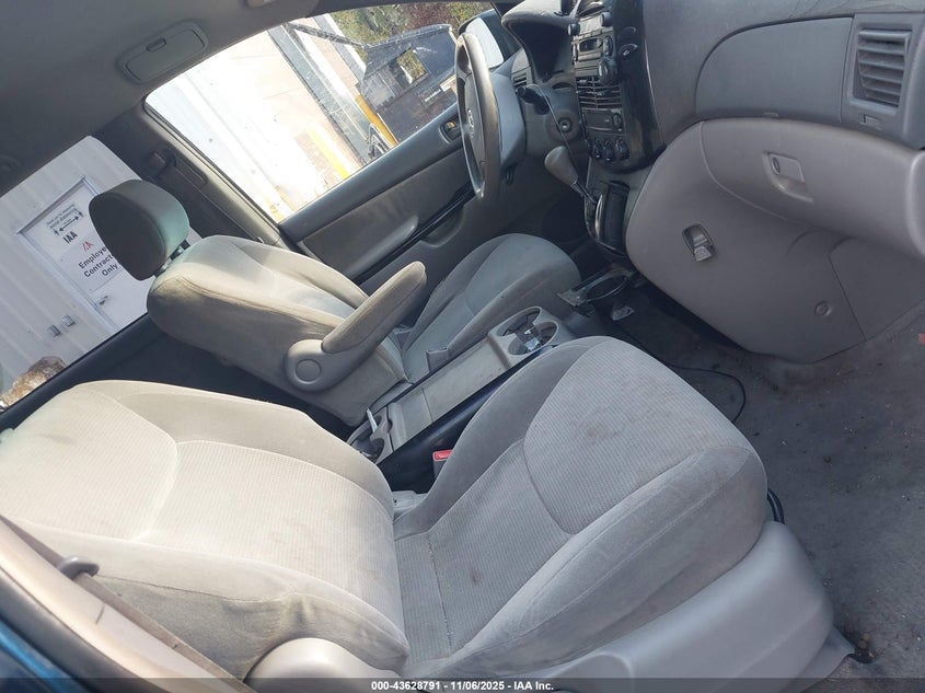 2004 Toyota Sienna Le VIN: 5TDZA23C14S050107 Lot: 43628791