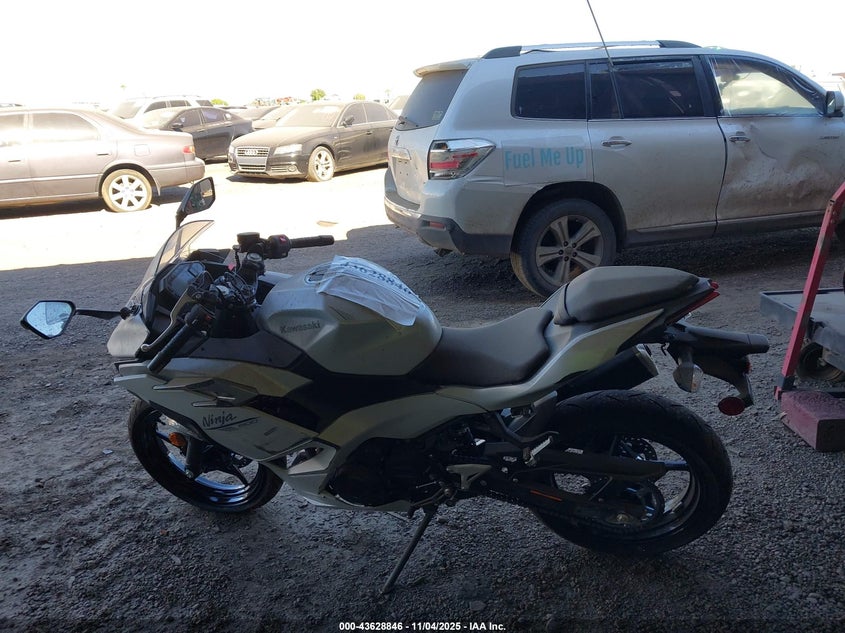 2025 Kawasaki Ex500 VIN: ML5EXGG1XSDA56075 Lot: 43628846