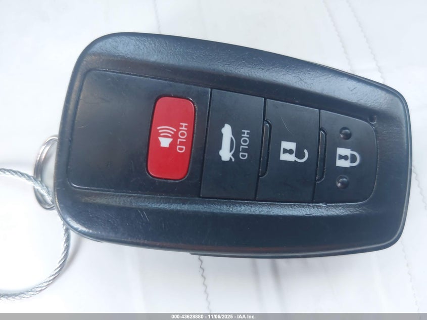 2021 TOYOTA COROLLA HYBRID LE - JTDEAMDE0MJ009846