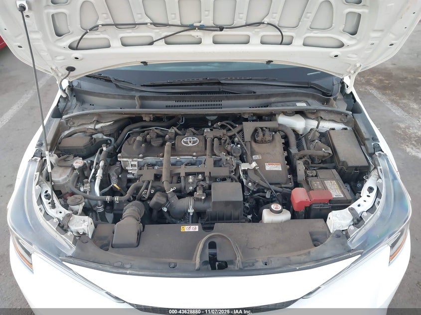 2021 TOYOTA COROLLA HYBRID LE - JTDEAMDE0MJ009846