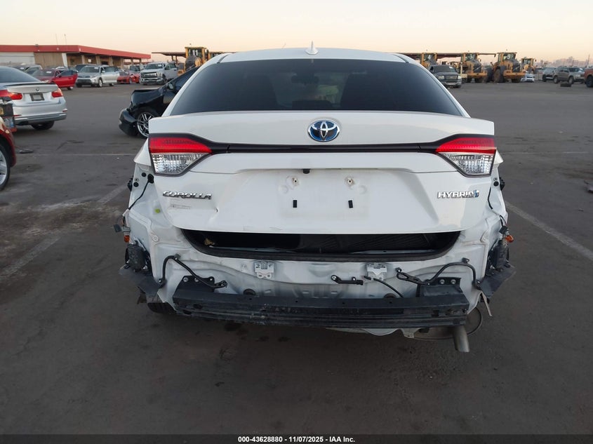2021 TOYOTA COROLLA HYBRID LE - JTDEAMDE0MJ009846