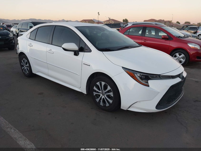 2021 TOYOTA COROLLA HYBRID LE - JTDEAMDE0MJ009846