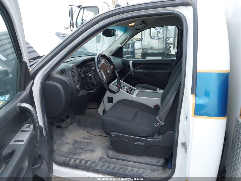 2011 Chevrolet Silverado 3500Hd Chassis Lt1 VIN: 1GB3K0CL5BF135136 Lot: 43628886