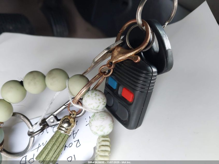 2001 Ford Focus Se VIN: 1FAHP363X1W377666 Lot: 43628899