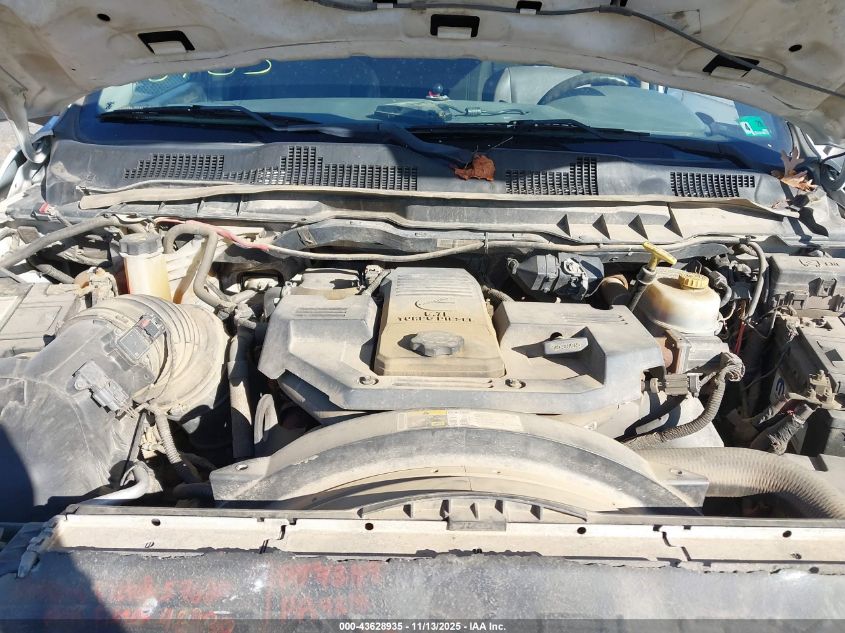 2016 Ram 3500 Chassis Tradesman/Slt/Laramie VIN: 3C7WRTCL7GG210563 Lot: 43628935