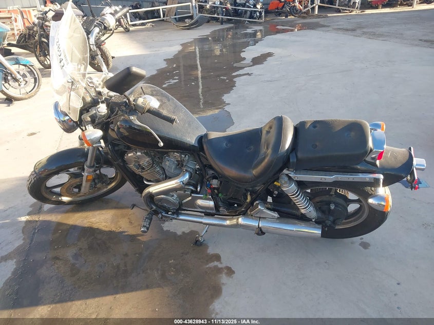 1986 Honda Vt700 C VIN: JH2RC1913GM200784 Lot: 43628943
