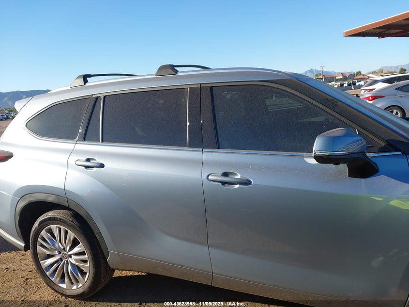 2024 TOYOTA HIGHLANDER PLATINUM 5TDKDRAH6RS536225