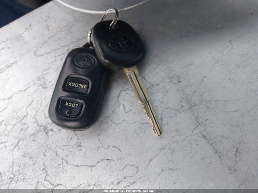 2005 Toyota Corolla Le VIN: 1NXBR32E75Z505280 Lot: 43628965