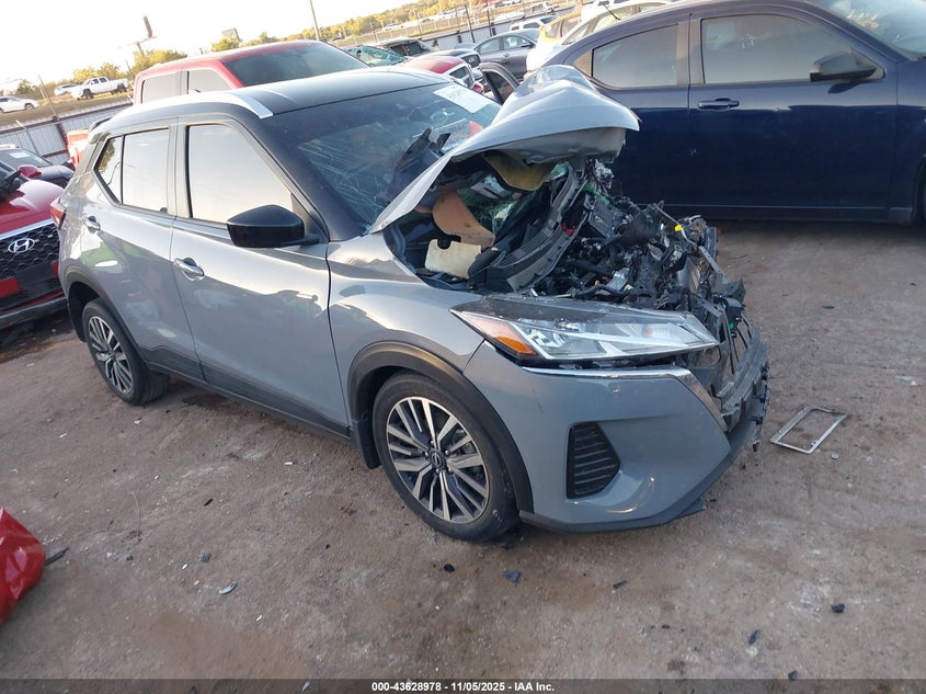 NISSAN KICKS SV XTRONIC CVT