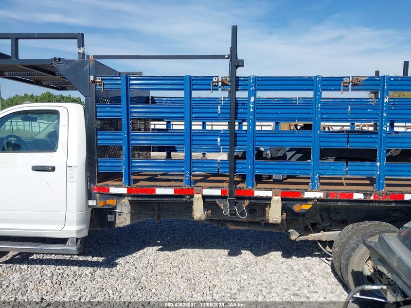 2017 Ram 5500 Chassis Tradesman/Slt VIN: 3C7WRNDJ5HG674669 Lot: 43628997