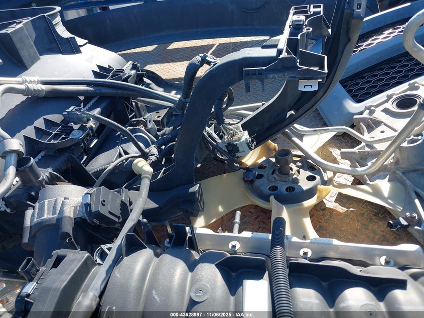 2017 Ram 5500 Chassis Tradesman/Slt VIN: 3C7WRNDJ5HG674669 Lot: 43628997