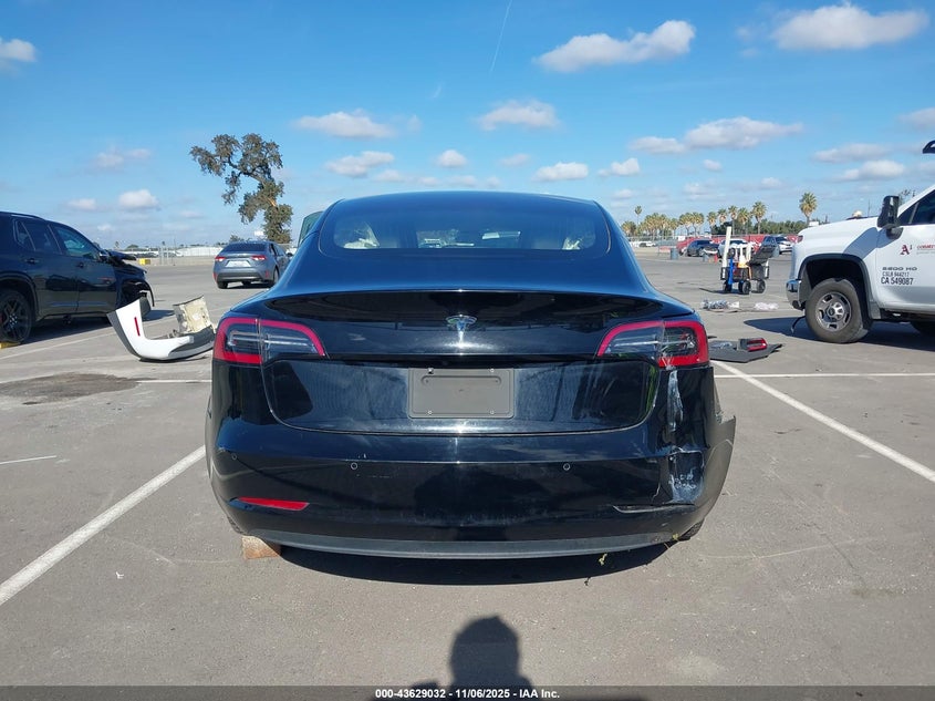2018 Tesla Model 3 Long Range/Mid Range VIN: 5YJ3E1EA8JF169904 Lot: 43629032