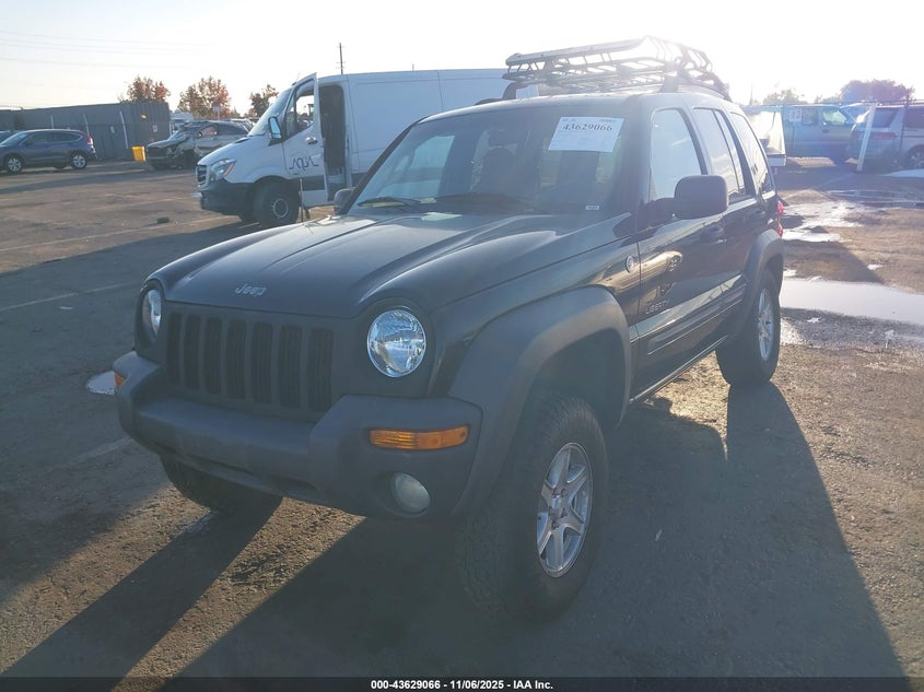 1J4GL48K44W229474 2004 JEEP LIBERTY (NORTH AMERICA) photo no. 2