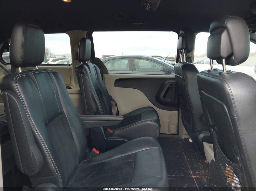 2018 Dodge Grand Caravan Sxt VIN: 2C4RDGCG9JR325735 Lot: 43629073