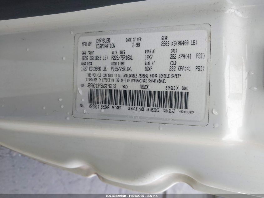 1998 Dodge Ram 1500 St VIN: 3B7HC13Y5WG176189 Lot: 43629100