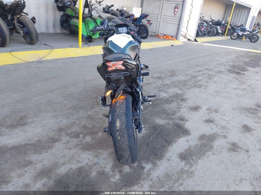 2025 Kawasaki Ex650 P VIN: ML5EXEP11SDAE9953 Lot: 43629134