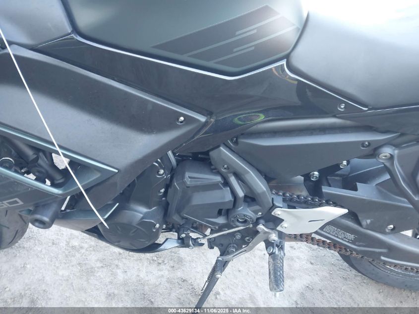 2025 Kawasaki Ex650 P VIN: ML5EXEP11SDAE9953 Lot: 43629134