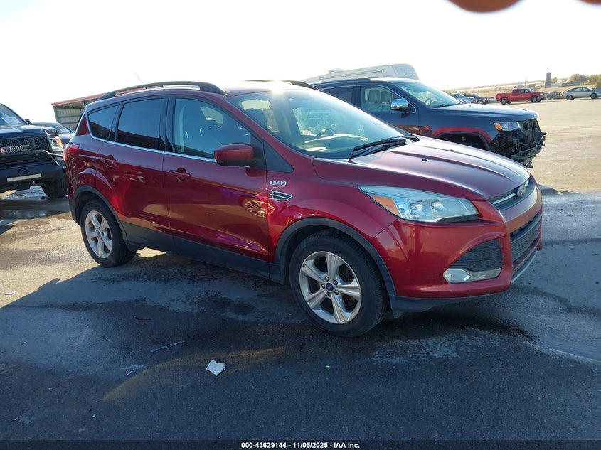 FORD ESCAPE SE
