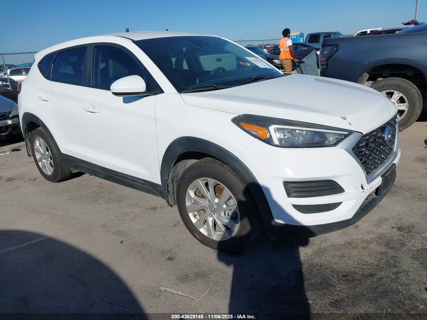 HYUNDAI TUCSON SE