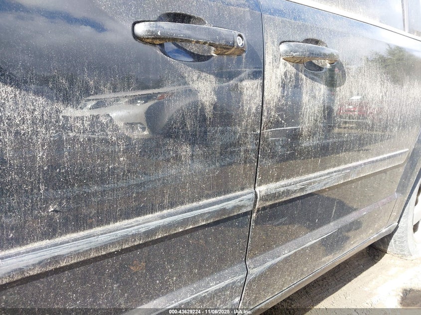 2009 Volkswagen Routan Se VIN: 2V8HW34139R544537 Lot: 43629224