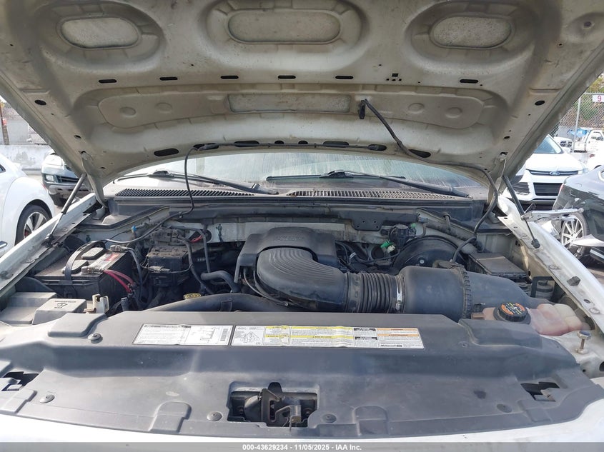 2000 Ford F-150 Work Series/Xl/Xlt VIN: 1FTRF17W7YKA56989 Lot: 43629234