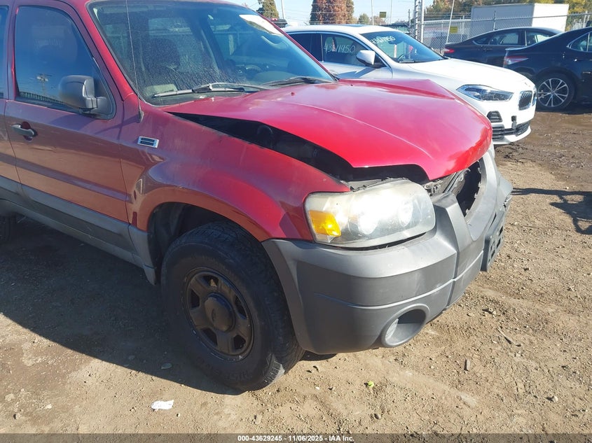 2005 Ford Escape Xls VIN: 1FMYU02ZX5KC79452 Lot: 43629245