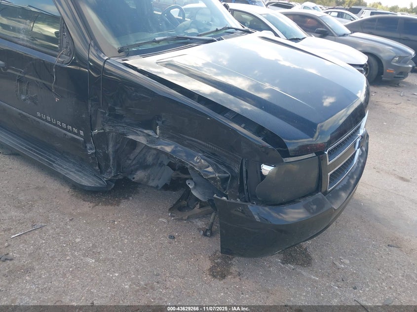 2007 Chevrolet Suburban 1500 Ls VIN: 3GNFC16037G162605 Lot: 43629266