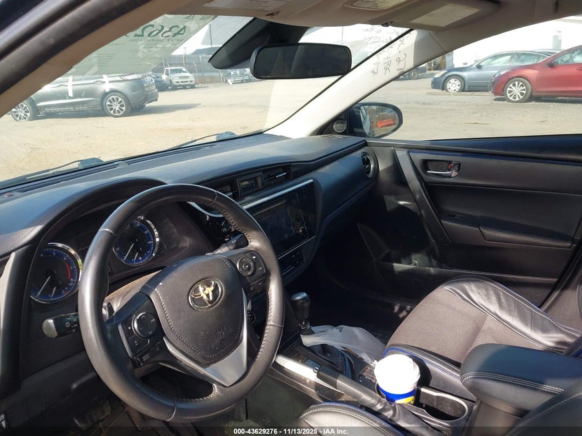 5YFBURHE5JP833012 2018 TOYOTA COROLLA photo no. 5