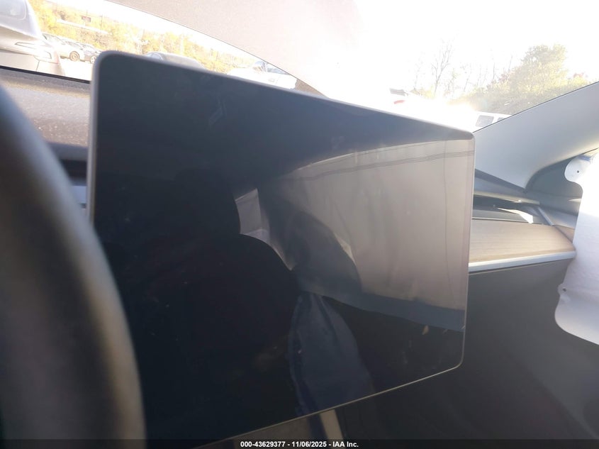 2022 Tesla Model 3 Long Range Dual Motor All-Wheel Drive VIN: 5YJ3E1EB1NF106688 Lot: 43629377