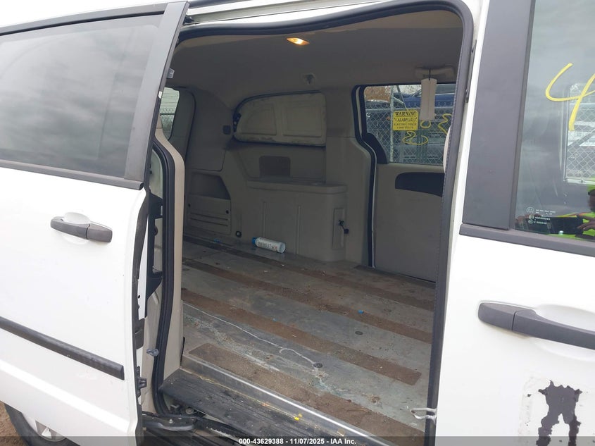 2014 Ram Cargo Tradesman VIN: 2C4RRGAG0ER296524 Lot: 43629388