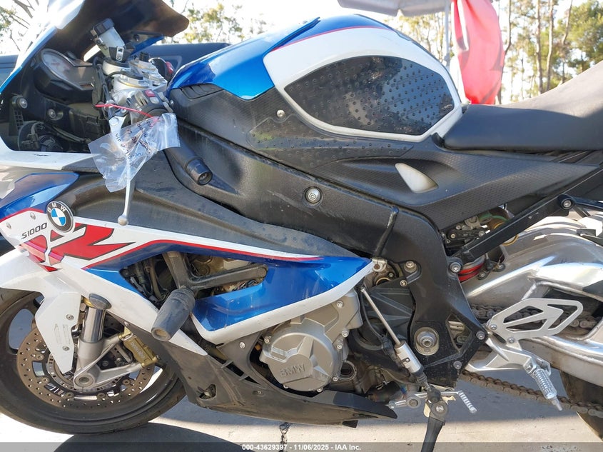 2017 BMW S 1000 RR WB10D6007HZ710623