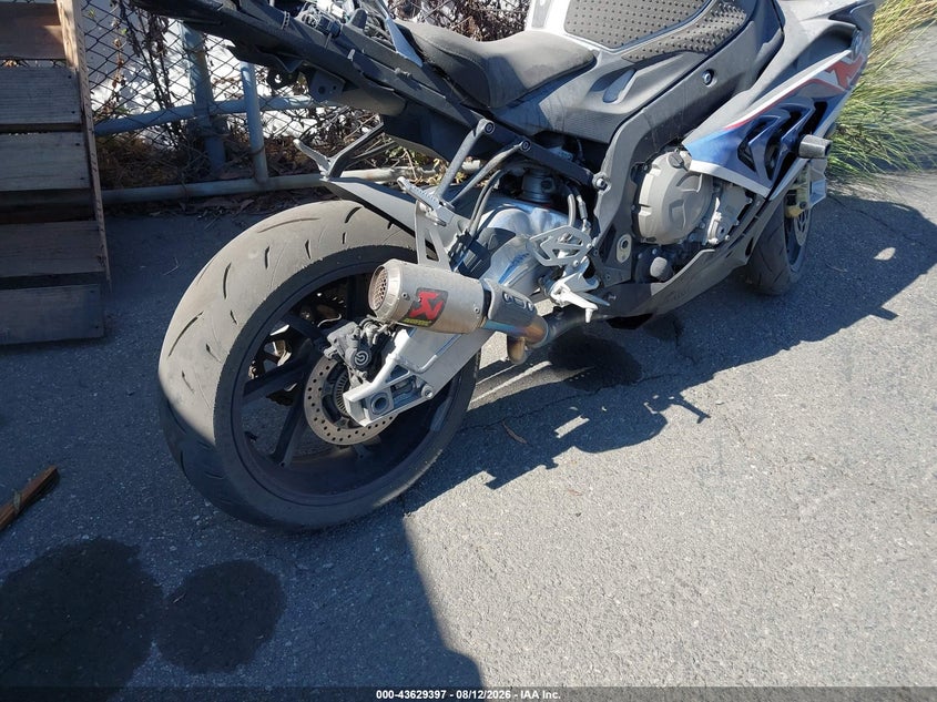 2017 BMW S 1000 auction photo 4
