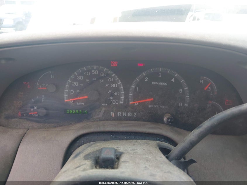 1999 Ford F-150 Lariat/Xl/Xlt VIN: 1FTRX17L7XKA63863 Lot: 43629425