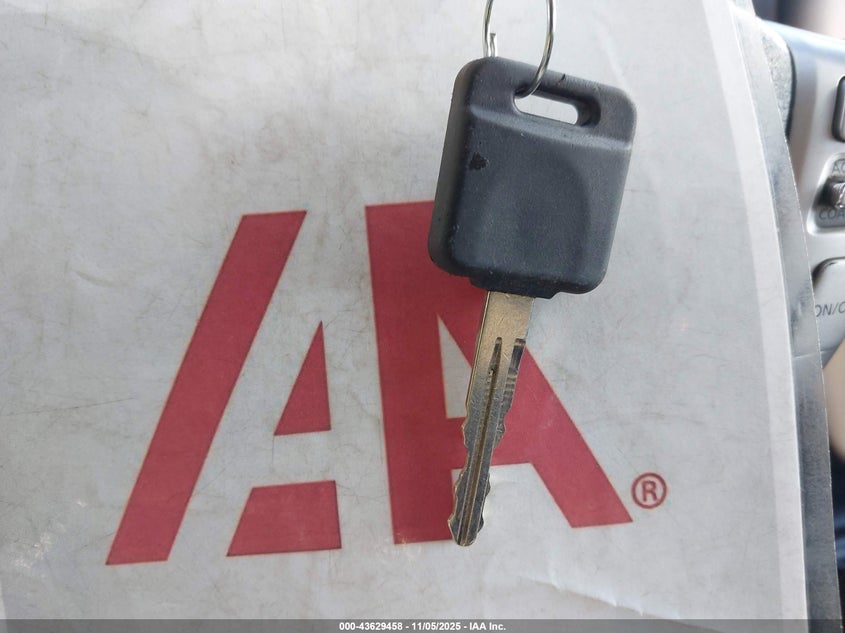 2015 NISSAN VERSA 1.6 SV - 3N1CN7AP0FL942082